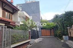 Rumah Eksklusif Dijual LT 152m2 di Kebon Jeruk, Jakarta Barat Rumah Eksklusif Dijual LT 152m2 di Kebon Jeruk, Jakarta Barat