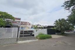 Ready to Use! Luxury House LT 269m2 Desain Elegan di Green Ville Ready to Use! Luxury House LT 269m2 Desain Elegan di Green Ville