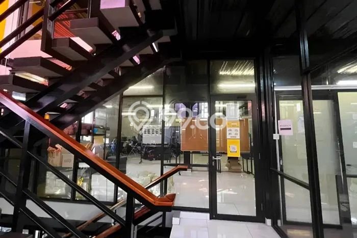 FOR SALE! Kantor di Cipondoh Tangerang, LT 512m2, LB 955m2 FOR SALE! Kantor di Cipondoh Tangerang, LT 512m2, LB 955m2