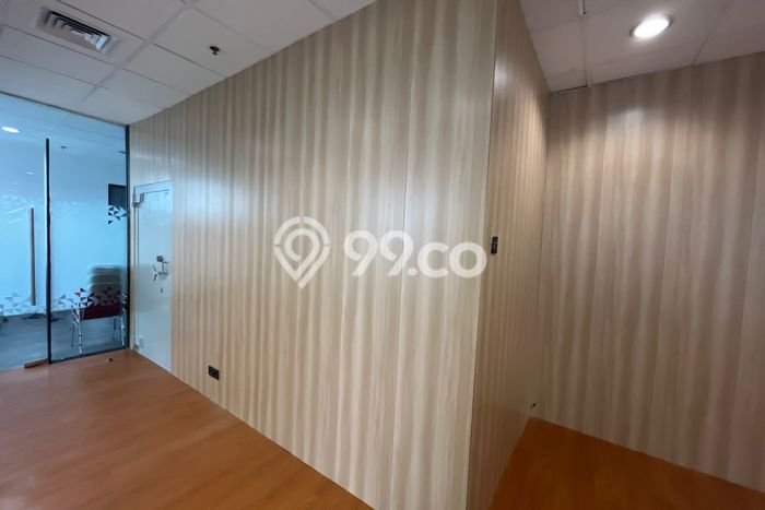 Kantor paling strategis disewakan di Kebayoran Baru Jakarta Selatan Kantor paling strategis disewakan di Kebayoran Baru Jakarta Selatan