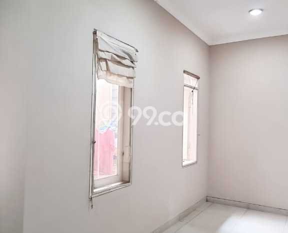 Dijual Rumah Premium dengan Fasilitas Sekitar Komplit di Kembangan, Jakarta Barat Dijual Rumah Premium dengan Fasilitas Sekitar Komplit di Kembangan, Jakarta Barat