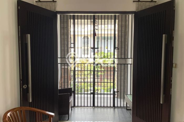 Dijual Rumah Mewah Megah Dengan View Eksklusif di Jelambar, Jakarta Barat Dijual Rumah Mewah Megah Dengan View Eksklusif di Jelambar, Jakarta Barat