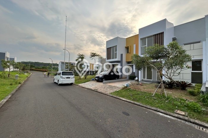 For Sale Rumah 3 Kamar Lokasi Ideal Bagus dan Strategis di Mijen For Sale Rumah 3 Kamar Lokasi Ideal Bagus dan Strategis di Mijen