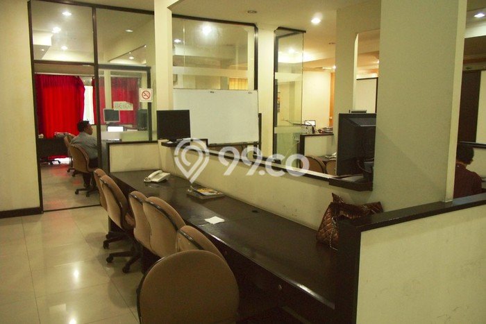 Disewakan Kantor di Kawasan Ramai Mataram Luas 400m2 Disewakan Kantor di Kawasan Ramai Mataram Luas 400m2