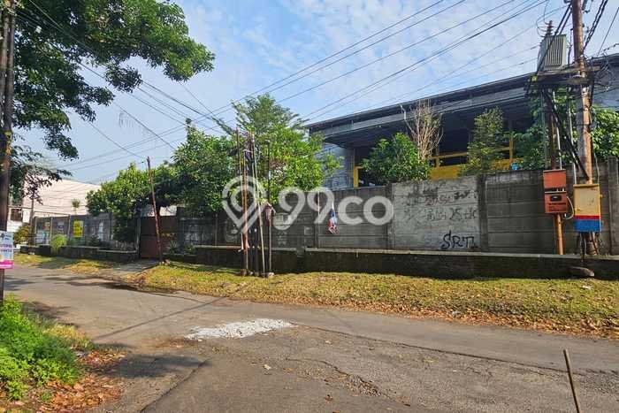 Unit Gudang Disewakan di Manyaran di Area Ramai & Strategis Unit Gudang Disewakan di Manyaran di Area Ramai & Strategis