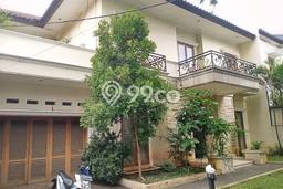 Hunian Modern Untuk Disewakan di Gandaria Jakarta Selatan 4 KT & 4 KM Hunian Modern Untuk Disewakan di Gandaria Jakarta Selatan 4 KT & 4 KM