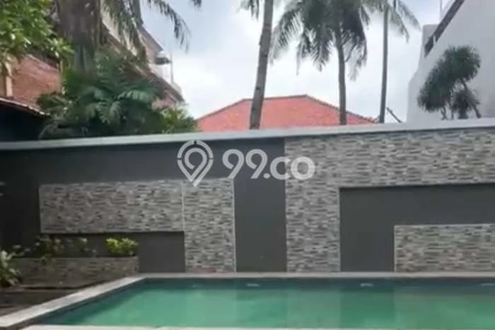 Rumah Modern Dikontrakkan di Menteng Jakarta Pusat Area Sangat Strategis Rumah Modern Dikontrakkan di Menteng Jakarta Pusat Area Sangat Strategis