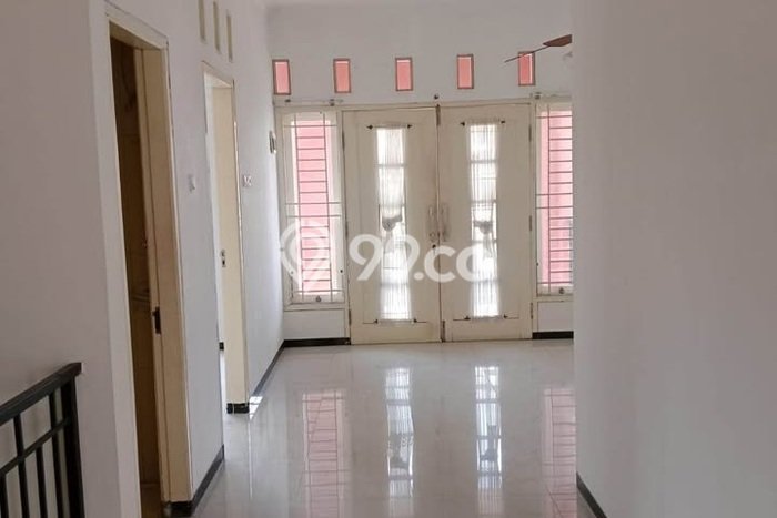 Rumah Strategis Modern Lb 120m2 di Kenjeran, Surabaya Rumah Strategis Modern Lb 120m2 di Kenjeran, Surabaya