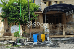 Jual Rumah Strategis Bagus Punya 3 KT di Rungkut Surabaya SHM Jual Rumah Strategis Bagus Punya 3 KT di Rungkut Surabaya SHM