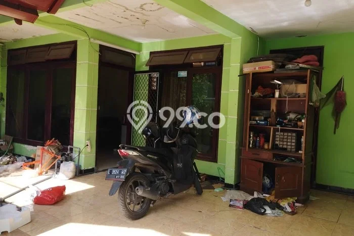 Dijual Rumah Strategis Bagus Punya 5 KT di Wonocolo Surabaya SHM Dijual Rumah Strategis Bagus Punya 5 KT di Wonocolo Surabaya SHM