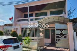 Dijual Rumah Luas Elegan Dengan View Cantik di Dukuh Kupang, Surabaya Dijual Rumah Luas Elegan Dengan View Cantik di Dukuh Kupang, Surabaya