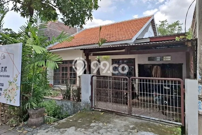 Dijual Rumah Minimalis Bagus Punya 4 KT di Rungkut Surabaya - Dijual Rumah Minimalis Bagus Punya 4 KT di Rungkut Surabaya -