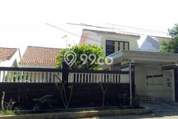 Dijual Rumah Premium dengan Fasilitas Sekitar Komplit di Rungkut, Surabaya Dijual Rumah Premium dengan Fasilitas Sekitar Komplit di Rungkut, Surabaya