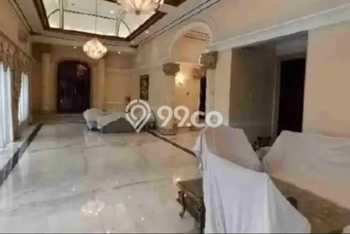 Rumah Elit Modern Tanpa Renovasi di Jemursari Surabaya Rumah Elit Modern Tanpa Renovasi di Jemursari Surabaya