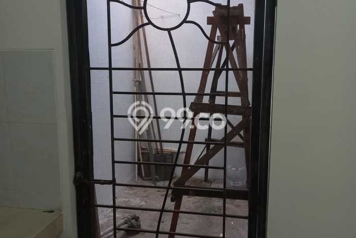 Rumah Sewa Jakarta Timur LT 90m2 LB 65m2 Area Kota Wisata Rumah Sewa Jakarta Timur LT 90m2 LB 65m2 Area Kota Wisata