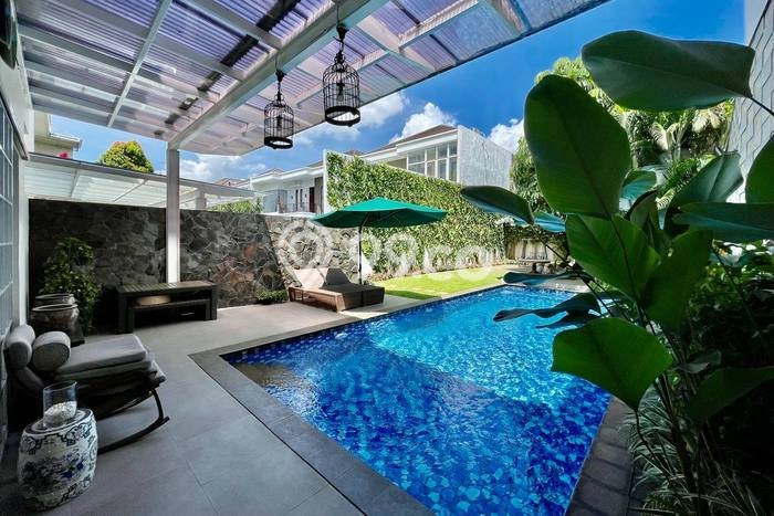 Ready to Use! Luxury House LT 500m2 Desain Elegan di Mampang Ready to Use! Luxury House LT 500m2 Desain Elegan di Mampang