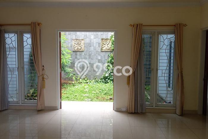 Rumah Elit Modern Tanpa Renovasi di Sentul City Bogor Rumah Elit Modern Tanpa Renovasi di Sentul City Bogor