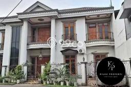 Rumah Eksklusif Siap Huni LT 295m2 di Cibinong, Bogor Rumah Eksklusif Siap Huni LT 295m2 di Cibinong, Bogor
