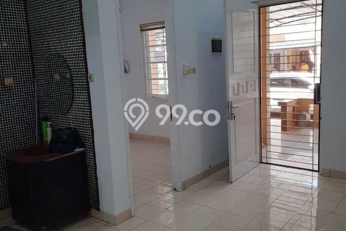 Rumah Luas Asri 2 KT Siap Huni di Kota Wisata Jakarta Timur Rumah Luas Asri 2 KT Siap Huni di Kota Wisata Jakarta Timur