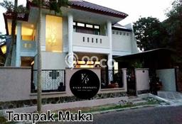 For Sale! Luxury House LT 280m2 Desain Elegan di Citra Grand For Sale! Luxury House LT 280m2 Desain Elegan di Citra Grand