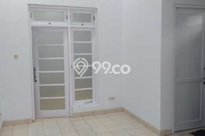 Rumah Luas Asri 2 KT Siap Huni di Kota Wisata Jakarta Timur Rumah Luas Asri 2 KT Siap Huni di Kota Wisata Jakarta Timur