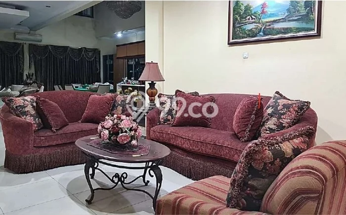 Best Deal Hunian Premium Ideal dan Luas di Menteng, Jakarta Pusat Best Deal Hunian Premium Ideal dan Luas di Menteng, Jakarta Pusat