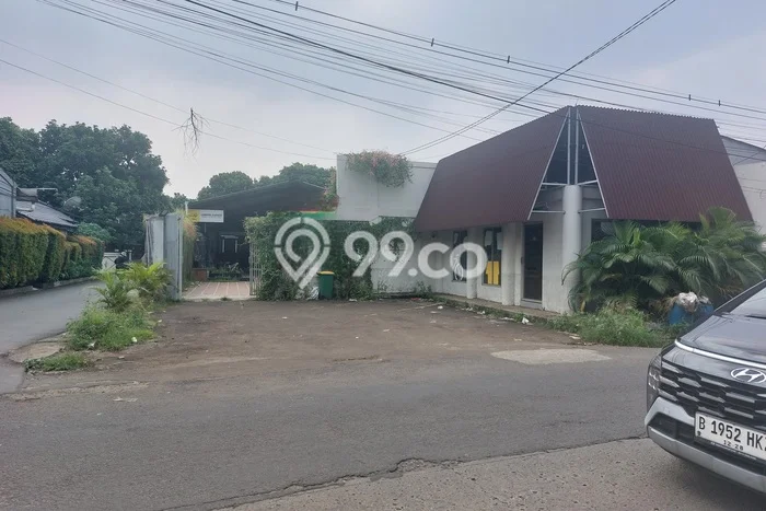 LOKASI PREMIUM! Gudang di Cisalak, Luas 450m2m², Jalan Utama, Kawasan Bisnis LOKASI PREMIUM! Gudang di Cisalak, Luas 450m2m², Jalan Utama, Kawasan Bisnis