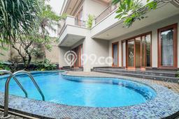 Hunian Modern Untuk Disewakan di Pondok Indah Jakarta Selatan 4 KT & 4 KM Hunian Modern Untuk Disewakan di Pondok Indah Jakarta Selatan 4 KT & 4 KM