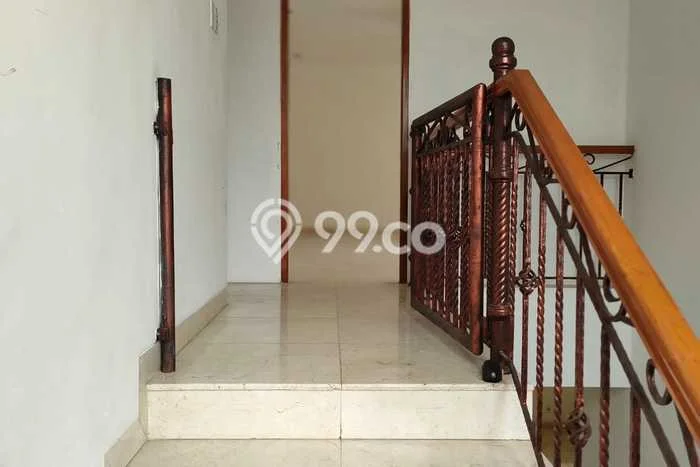 Rumah sewa siap pakai 5 KT di Kemang, Jakarta Selatan Rumah sewa siap pakai 5 KT di Kemang, Jakarta Selatan