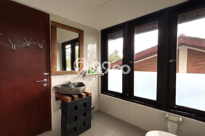 Vila Strategis Kawasan , Luas 0m2m², Available Sekarang Vila Strategis Kawasan , Luas 0m2m², Available Sekarang