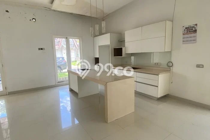 Jual Rumah Eksklusif 2 KT di Sentul City, Bogor Jual Rumah Eksklusif 2 KT di Sentul City, Bogor
