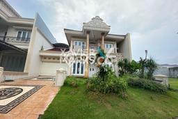 Rumah Luxury Modern Siap Huni di Pakuwon Indah Surabaya Rumah Luxury Modern Siap Huni di Pakuwon Indah Surabaya