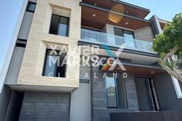 Rumah Elit Modern Siap Huni di Citraland Surabaya Rumah Elit Modern Siap Huni di Citraland Surabaya