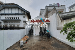 Lokasi terbaik! Rumah siap pakai dikontrakkan di Gubeng LB 180m2 Lokasi terbaik! Rumah siap pakai dikontrakkan di Gubeng LB 180m2