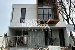 Ready to Use! Luxury House LT 210m2 Desain Elegan di Citraland Ready to Use! Luxury House LT 210m2 Desain Elegan di Citraland
