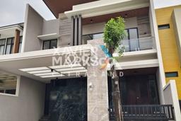 Ready to Use! Luxury House LT 210m2 Desain Modern di Citraland Ready to Use! Luxury House LT 210m2 Desain Modern di Citraland