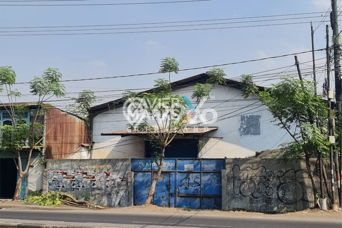 Unit Gudang Dijual di Taman Sidoarjo Luas Tanah 348m2, Luas Bangunan 270m2 Unit Gudang Dijual di Taman Sidoarjo Luas Tanah 348m2, Luas Bangunan 270m2