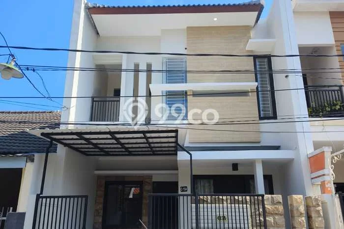 Disewakan! Rumah 4 Kamar Tidur &
4 Kamar Mandi di Surabaya Kota, Surabaya Disewakan! Rumah 4 Kamar Tidur &
4 Kamar Mandi di Surabaya Kota, Surabaya