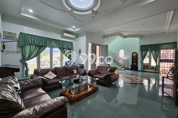 Hunian Elit LB 205m2 Siap Huni Desain Elegan di Muara Karang, Jakarta Utara Hunian Elit LB 205m2 Siap Huni Desain Elegan di Muara Karang, Jakarta Utara