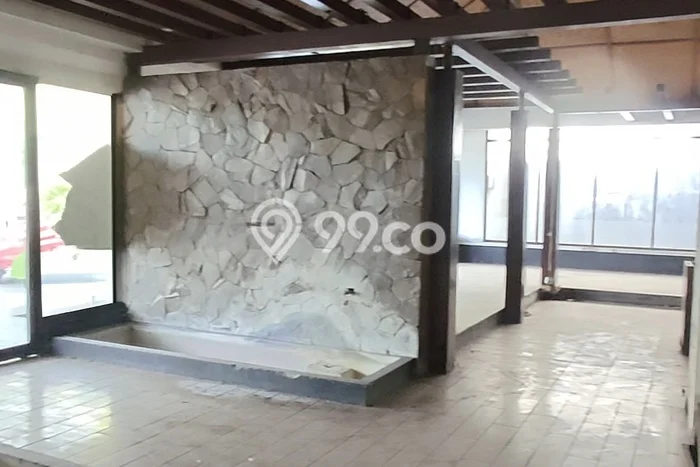 Gudang Disewakan di Area Ramai Sawahan, Surabaya Gudang Disewakan di Area Ramai Sawahan, Surabaya