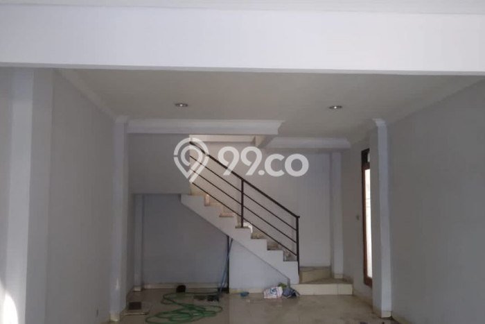 Ruko Bagus Dijual LB 210m2 Lokasi Strategis Bandung Area Cocok untuk Bisnis Ruko Bagus Dijual LB 210m2 Lokasi Strategis Bandung Area Cocok untuk Bisnis