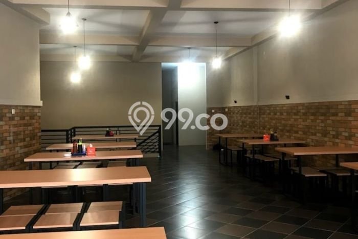 LOKASI STRATEGIS! Ruko di , Luas 200m2m², Pusat Bisnis LOKASI STRATEGIS! Ruko di , Luas 200m2m², Pusat Bisnis