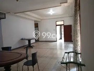 Rumah di , 4 KT, Area Premium, LT 373m2m² LB 245m2m² Rumah di , 4 KT, Area Premium, LT 373m2m² LB 245m2m²