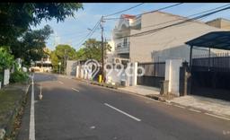 Rumah di Menteng, Dekat Tol, 4 KM, Luas 350m2m² Bangunan 600m2m² Rumah di Menteng, Dekat Tol, 4 KM, Luas 350m2m² Bangunan 600m2m²