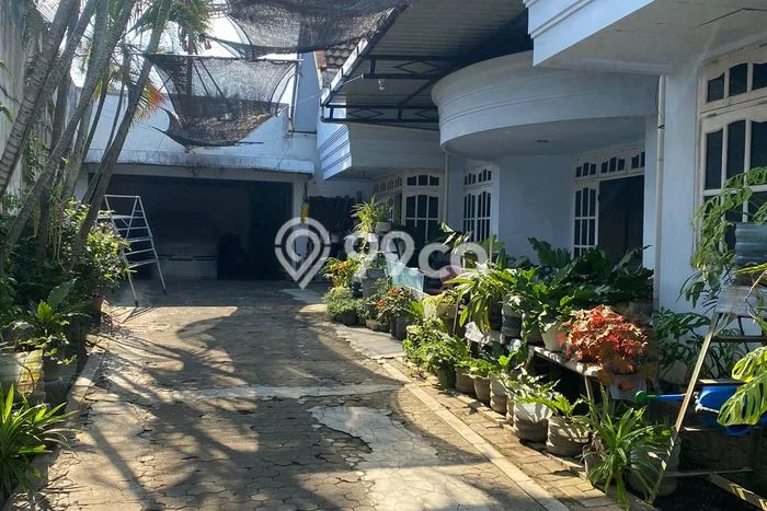 Hunian Mewah Dijual LT 754m2 di Lumajang, Lumajang Hunian Mewah Dijual LT 754m2 di Lumajang, Lumajang