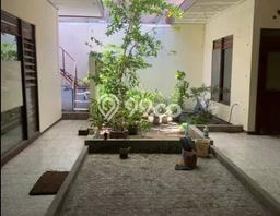 DIJUAL CEPAT! Rumah Manyar, Surabaya, LT 300m2m² Bangunan 250m2m² DIJUAL CEPAT! Rumah Manyar, Surabaya, LT 300m2m² Bangunan 250m2m²