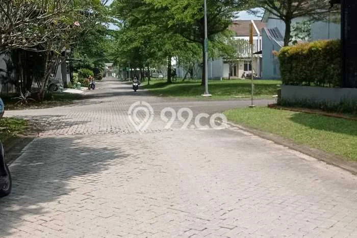 AREA PROSPEKTIF! Tanah Kawasan Serpong, Luas 161m², Dekat Fasilitas Umum, Kawasan Potensial AREA PROSPEKTIF! Tanah Kawasan Serpong, Luas 161m², Dekat Fasilitas Umum, Kawasan Potensial