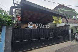 Rumah 2 Lantai di Jakarta Barat 7+1 Kt Siap Huni Rumah 2 Lantai di Jakarta Barat 7+1 Kt Siap Huni