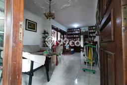 Rumah di Ciputat, Tangerang Selatan, Luas 120m2m² LB 90m2m² Rumah di Ciputat, Tangerang Selatan, Luas 120m2m² LB 90m2m²