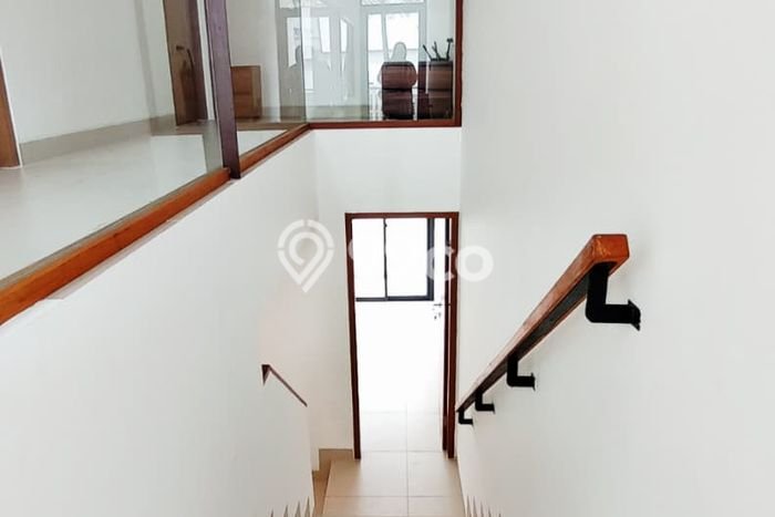 Dijual Rumah Strategis Bagus Punya 3 KT di BSD Tangerang Selatan SHM Dijual Rumah Strategis Bagus Punya 3 KT di BSD Tangerang Selatan SHM